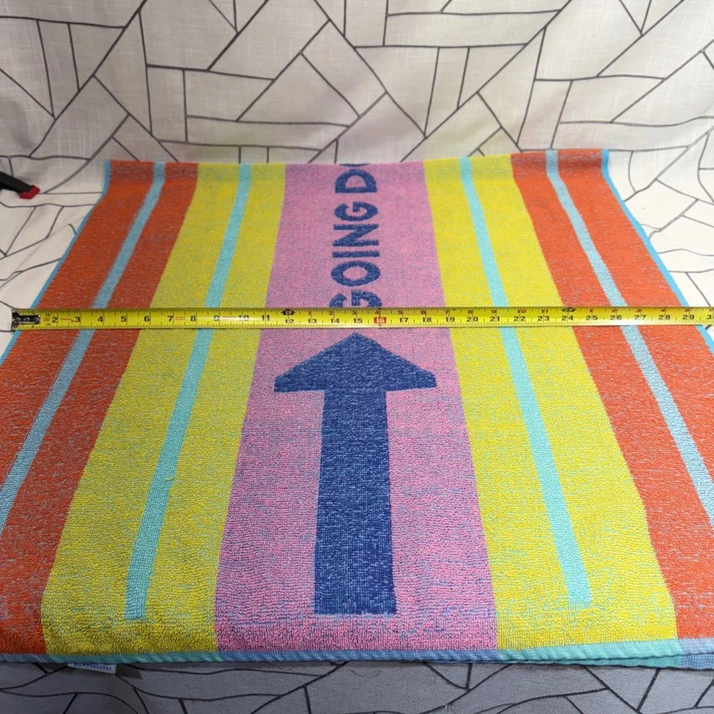 Tastemaker Beach Towel 29x60 Multi Going Down To De Feet Vintage USA Cotton